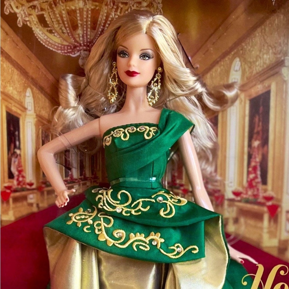Barbie 2011 Collector Holiday Doll - Green and Gold